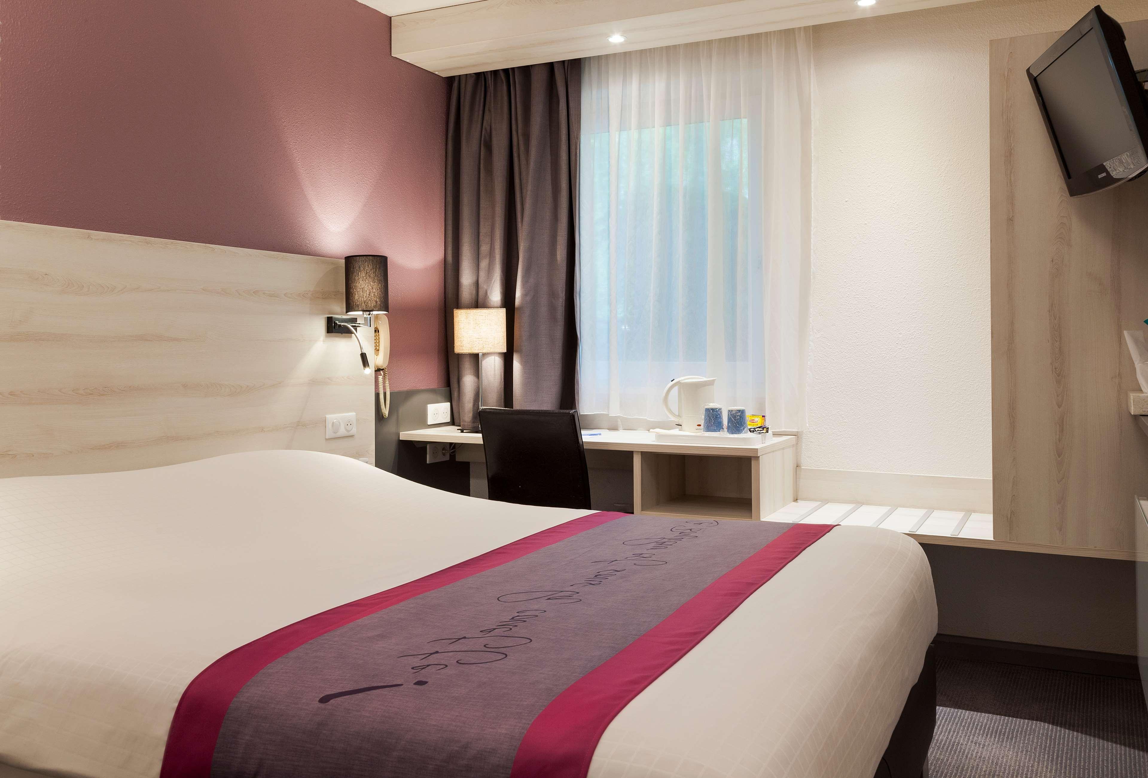 Kyriad Lille Est - Villeneuve D'Ascq Экстерьер фото